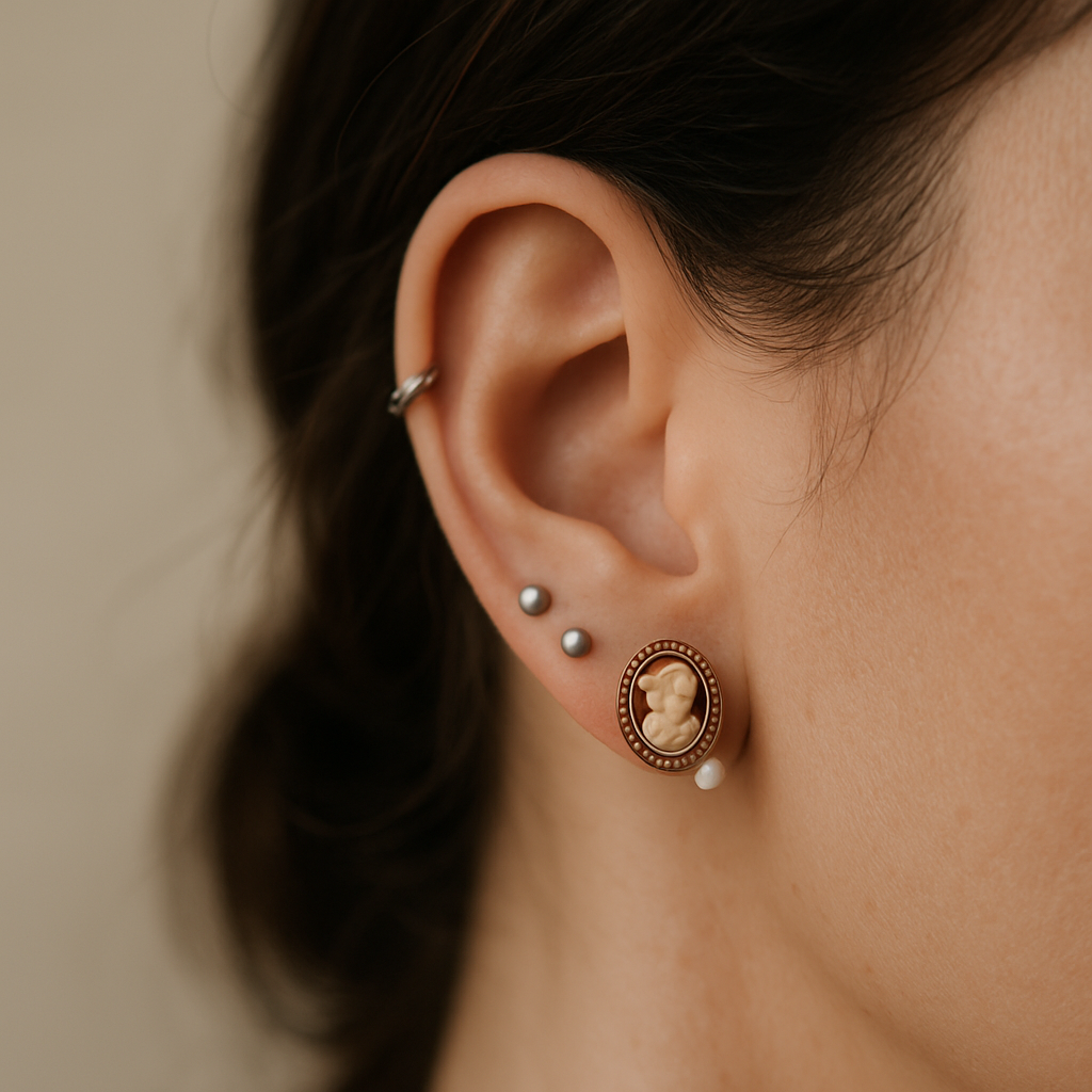 Vintage Inspirationen, Moderne Ohrpiercings bei ael