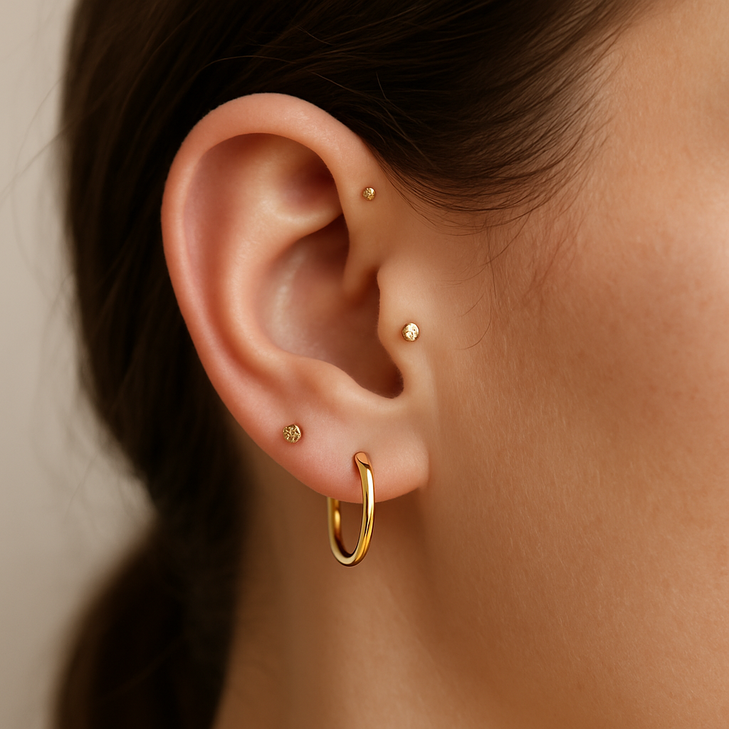 Minimalistische Curated Ears: Sets von ael-piercing-oreille